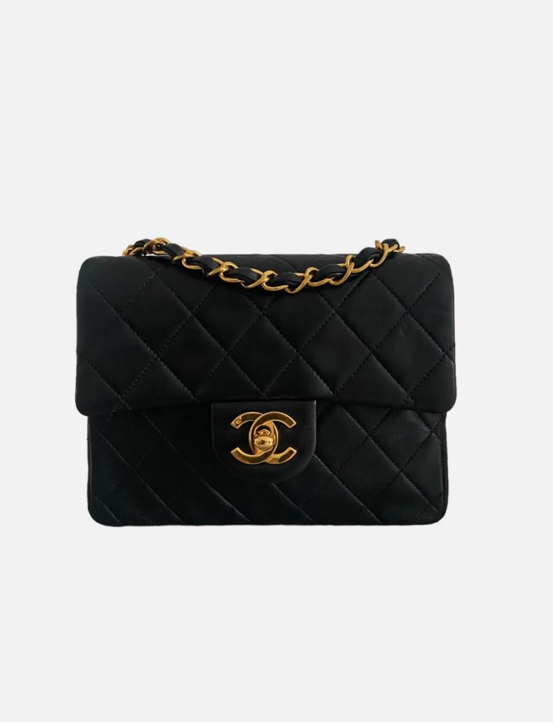 Chanel Mini 17 black