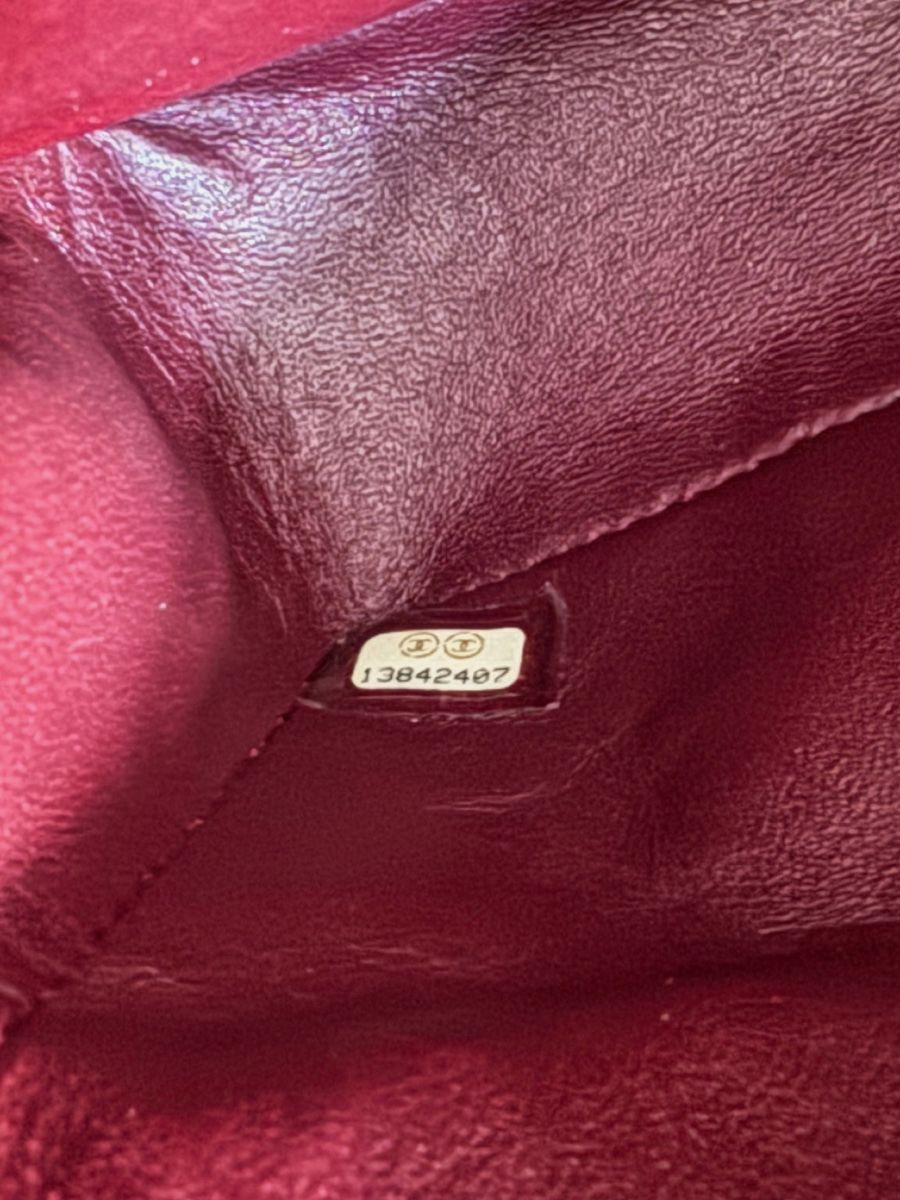Chanel medium black lambskin phw
