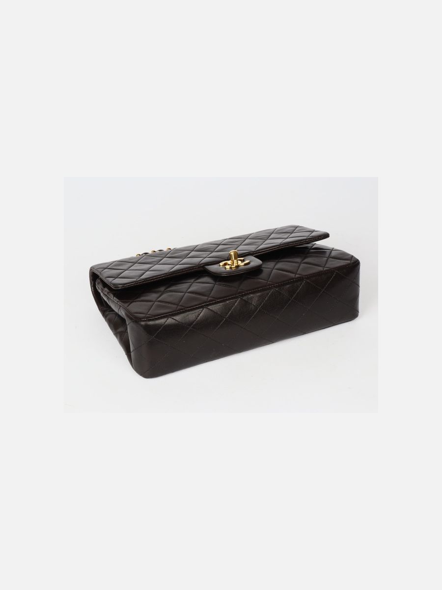 Chanel medium 25 