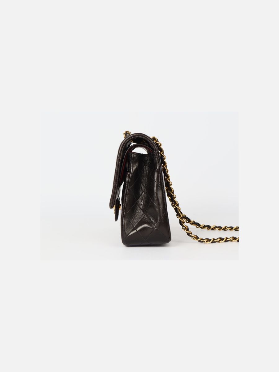 Chanel medium 25 