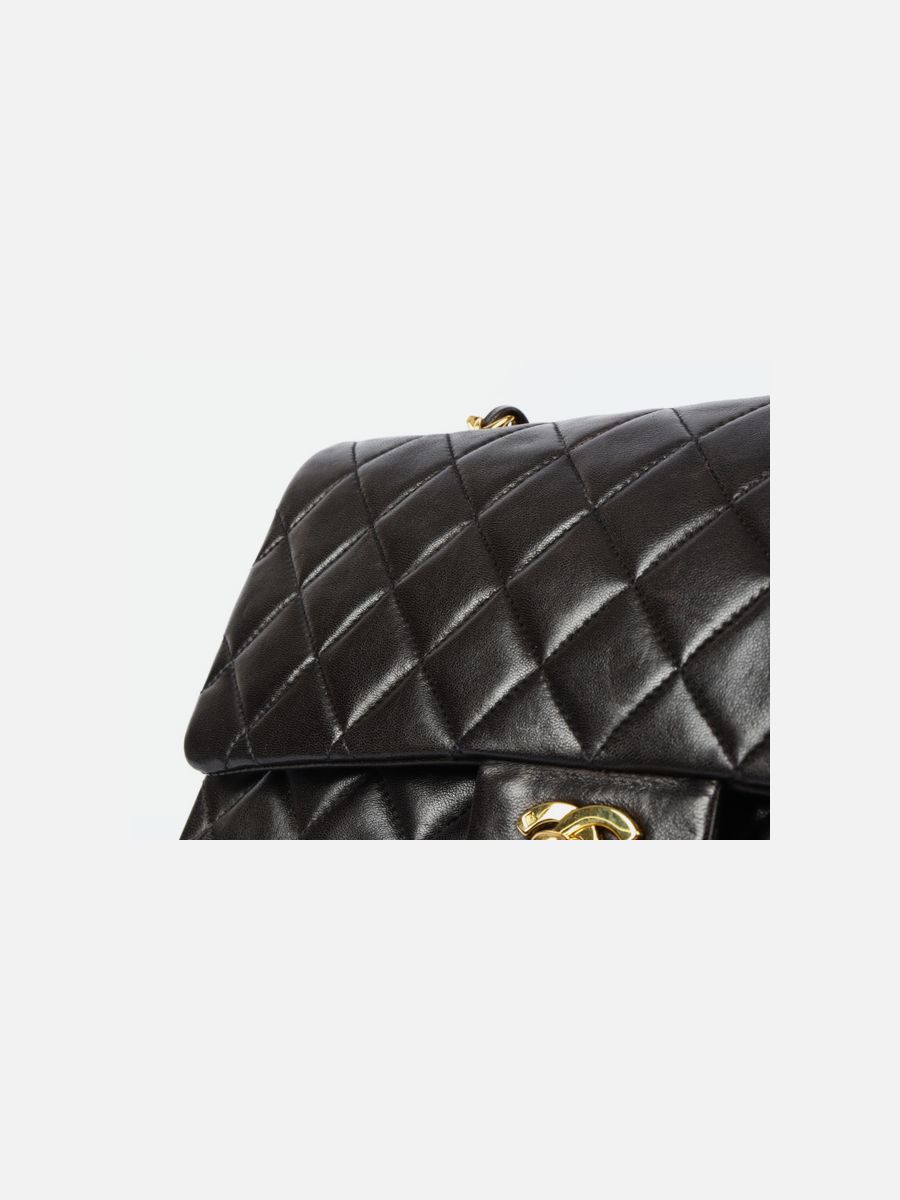 Chanel medium 25 black