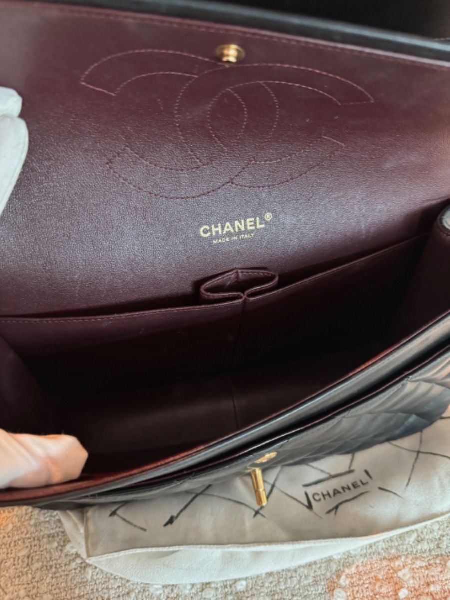 Chanel jumbo 30 black