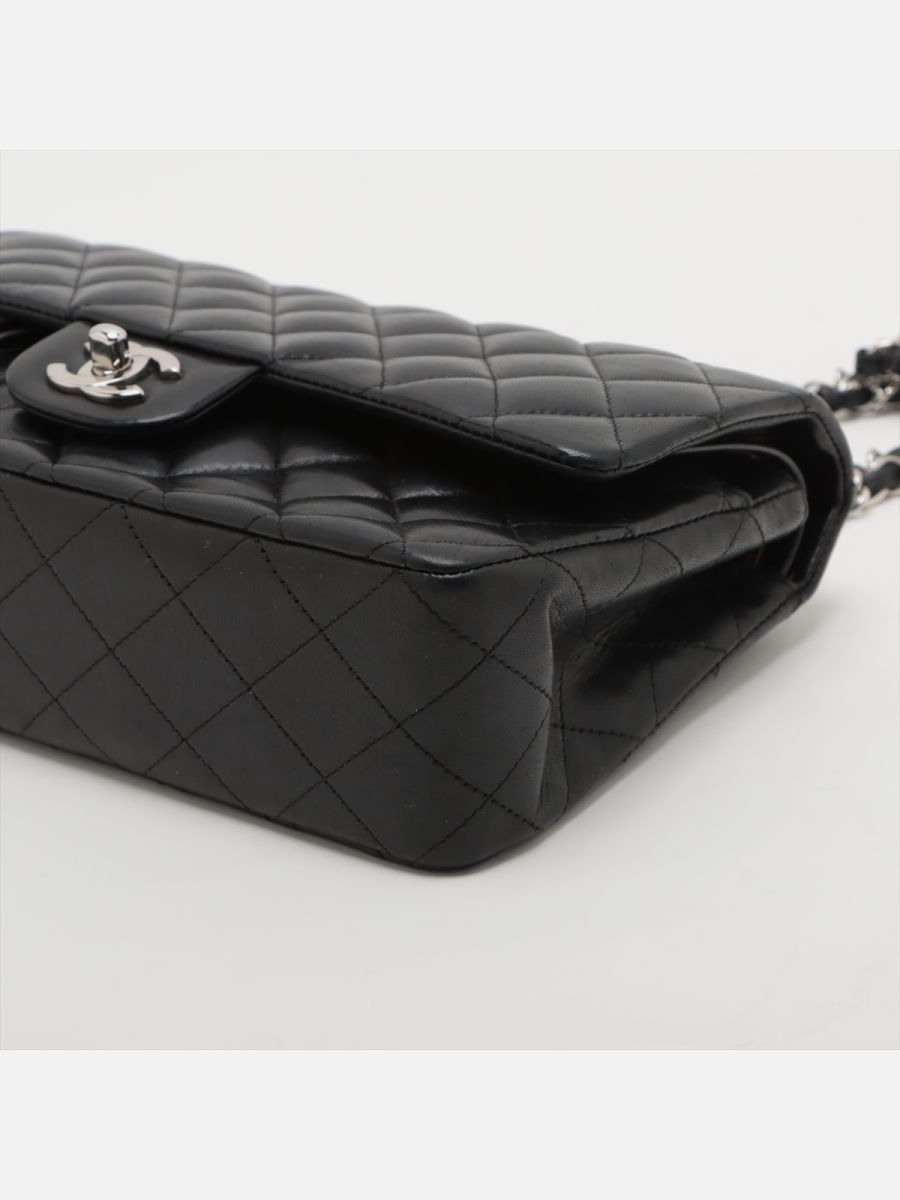 Chanel medium 25 black shw