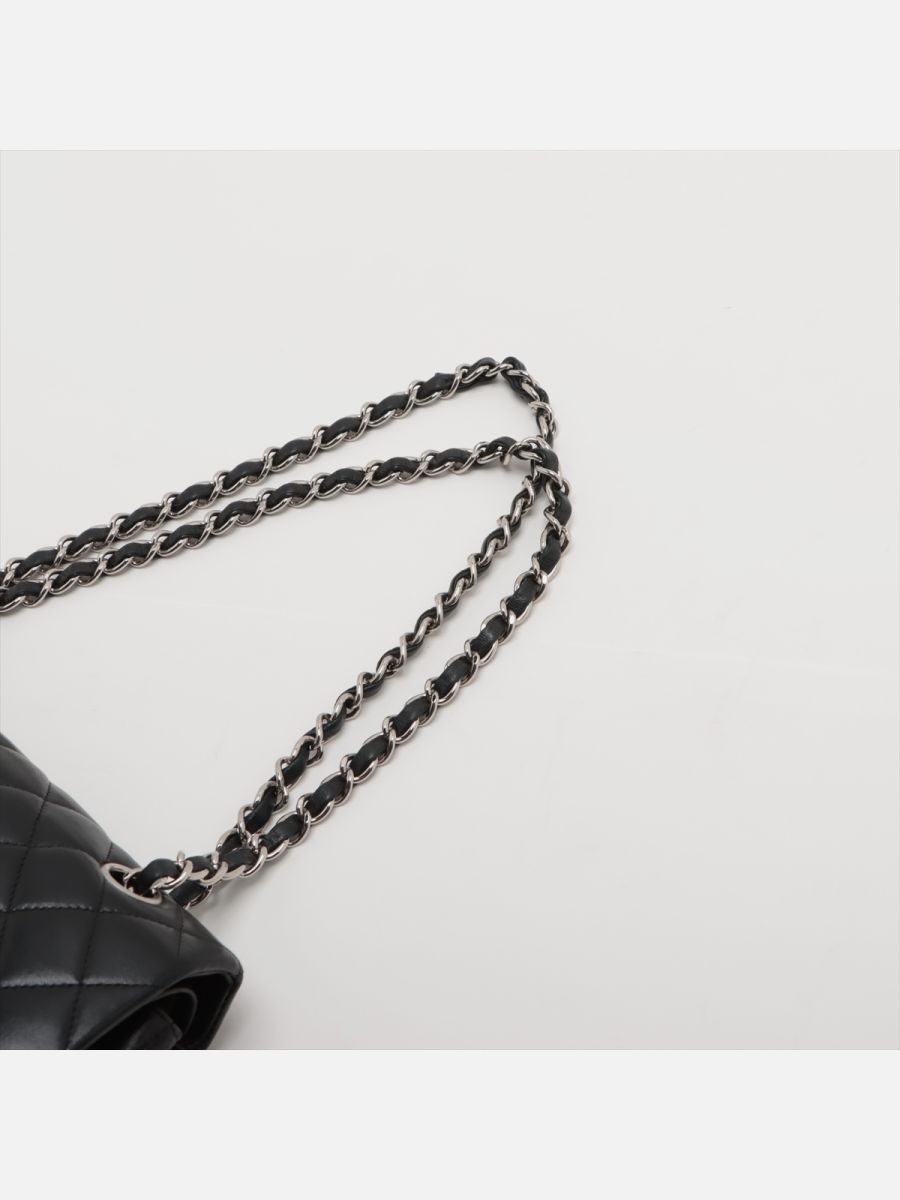 Chanel medium 25 black shw