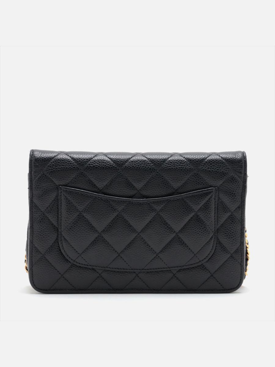 Chanel WOC caviar black ghw
