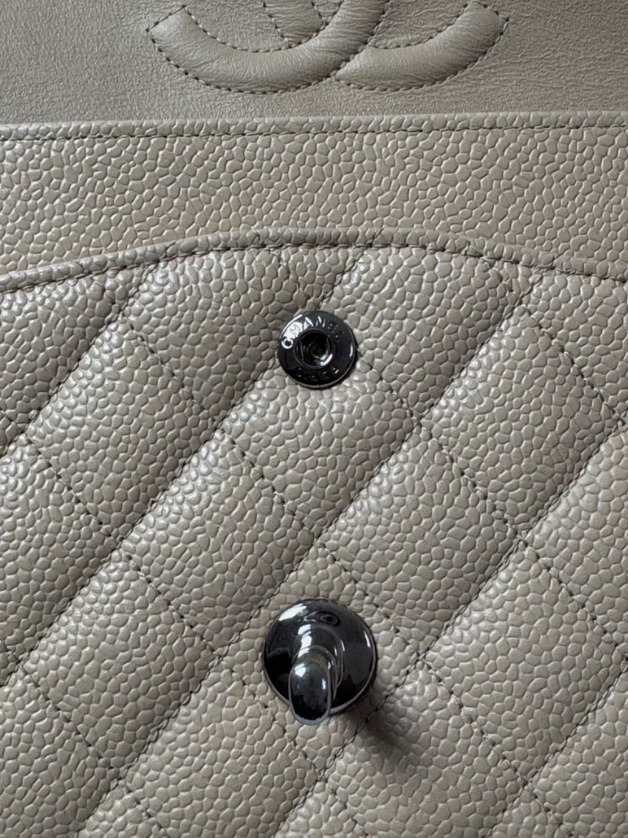 chanel medium caviar light beige