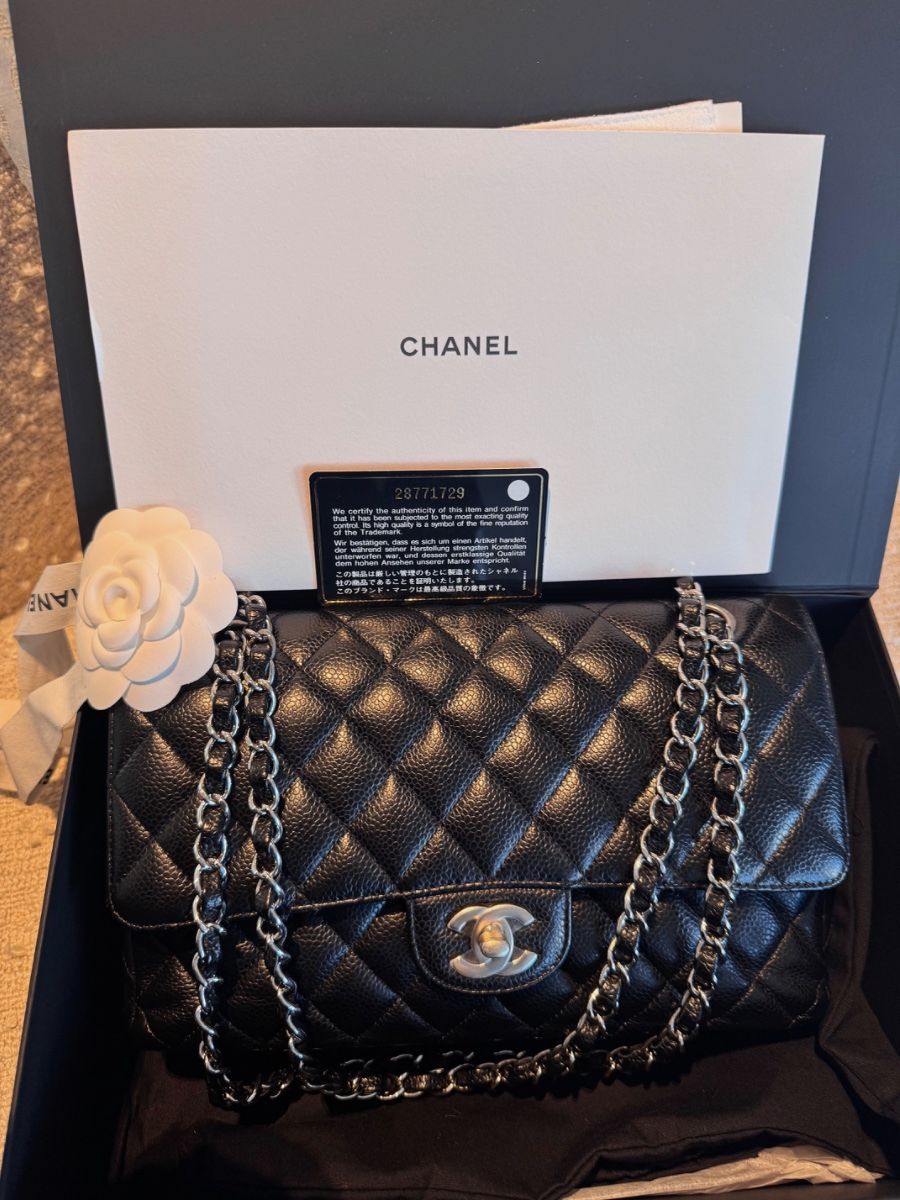 Chanel black medium caviar ghw