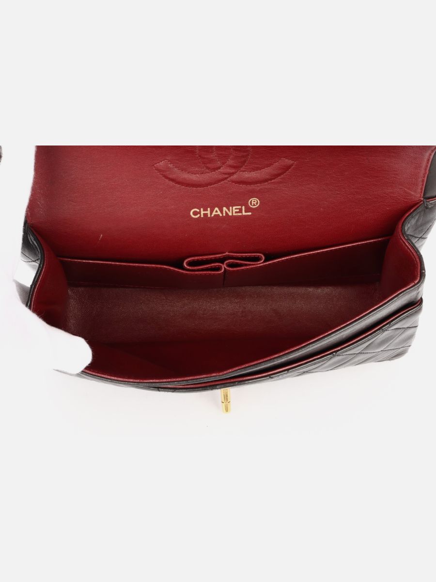 Chanel medium timeless black  