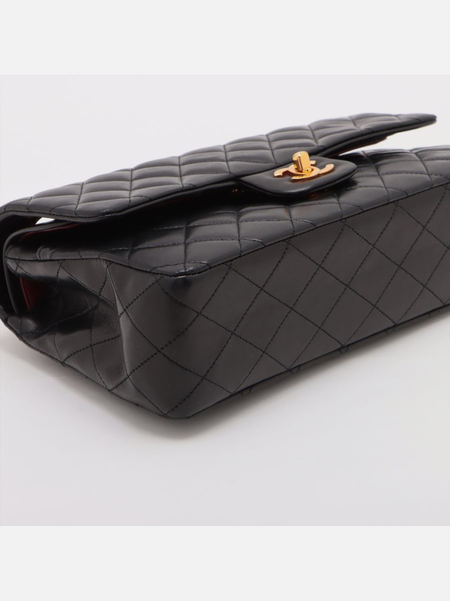 Chanel medium 25 black ghw