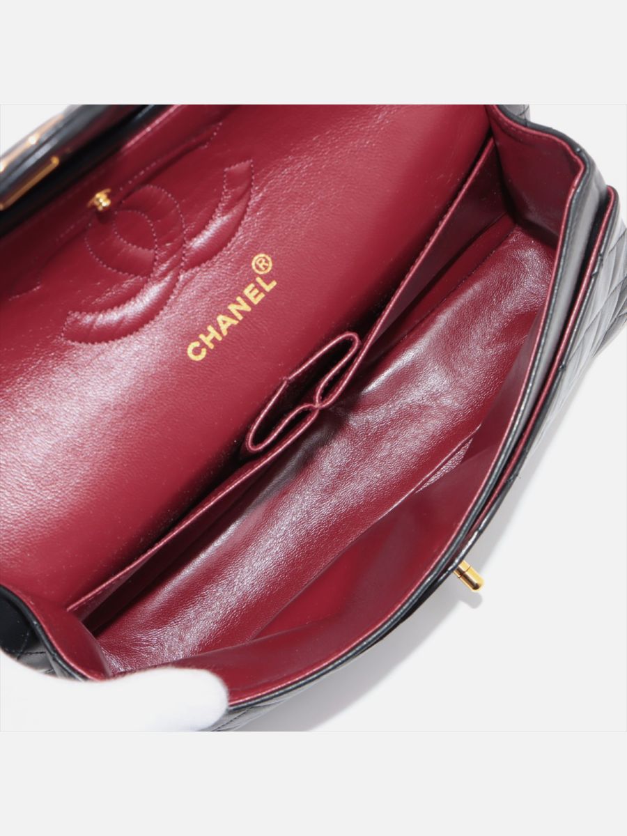 Chanel medium 25 black ghw
