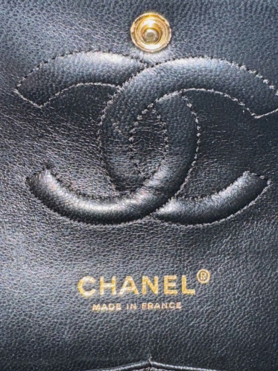 Chanel medium 25 Timeless caviar
