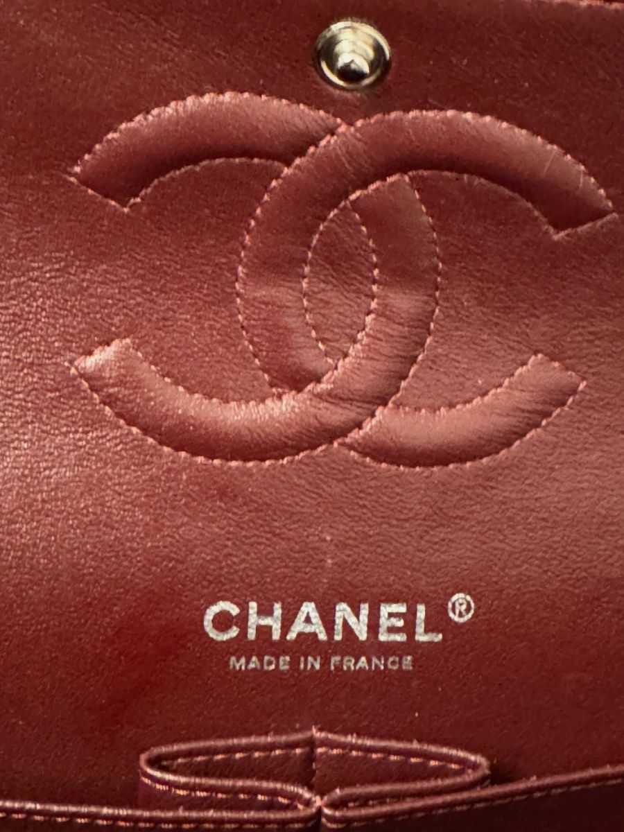 Chanel medium 25 Timeless