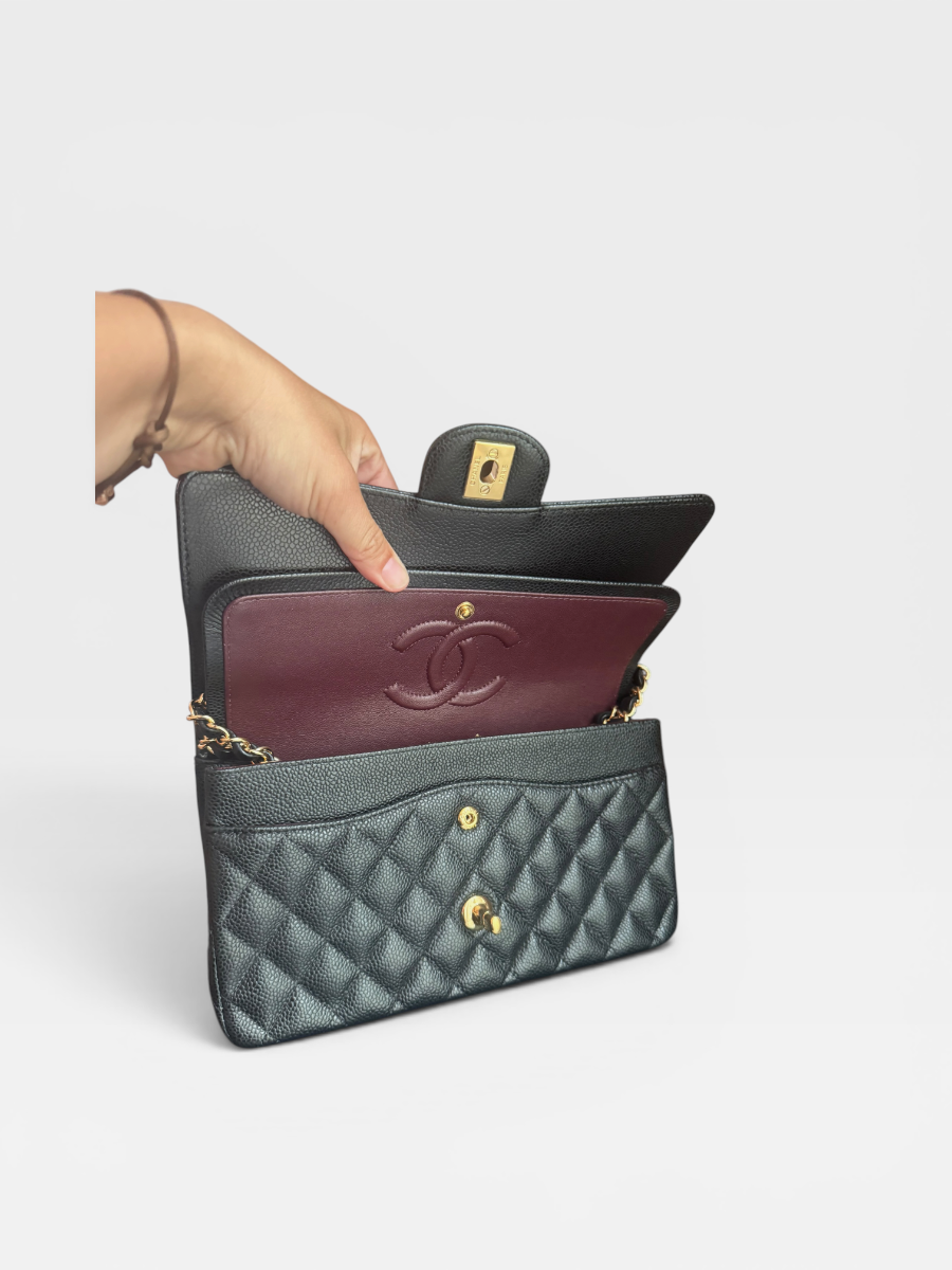 28337941 Chanel Black Caviar Medium GHW