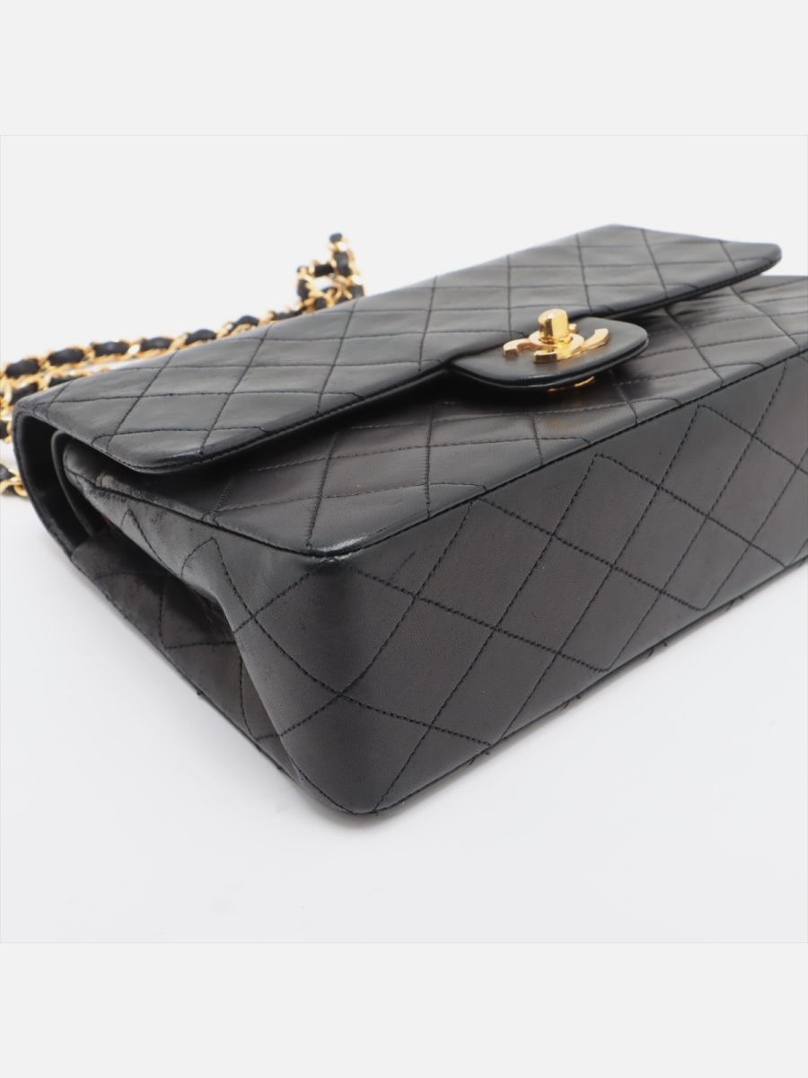 Chanel medium timeless 25