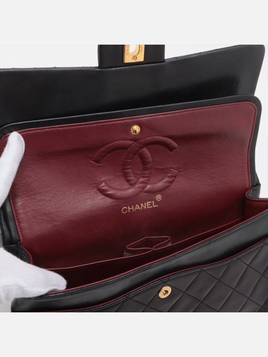 Chanel medium timeless 25