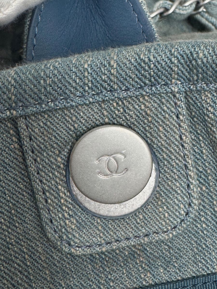 Chanel Deauville jeans MM