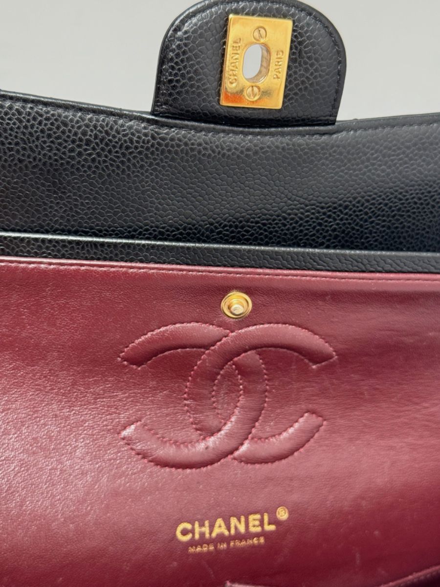 Chanel medium caviar