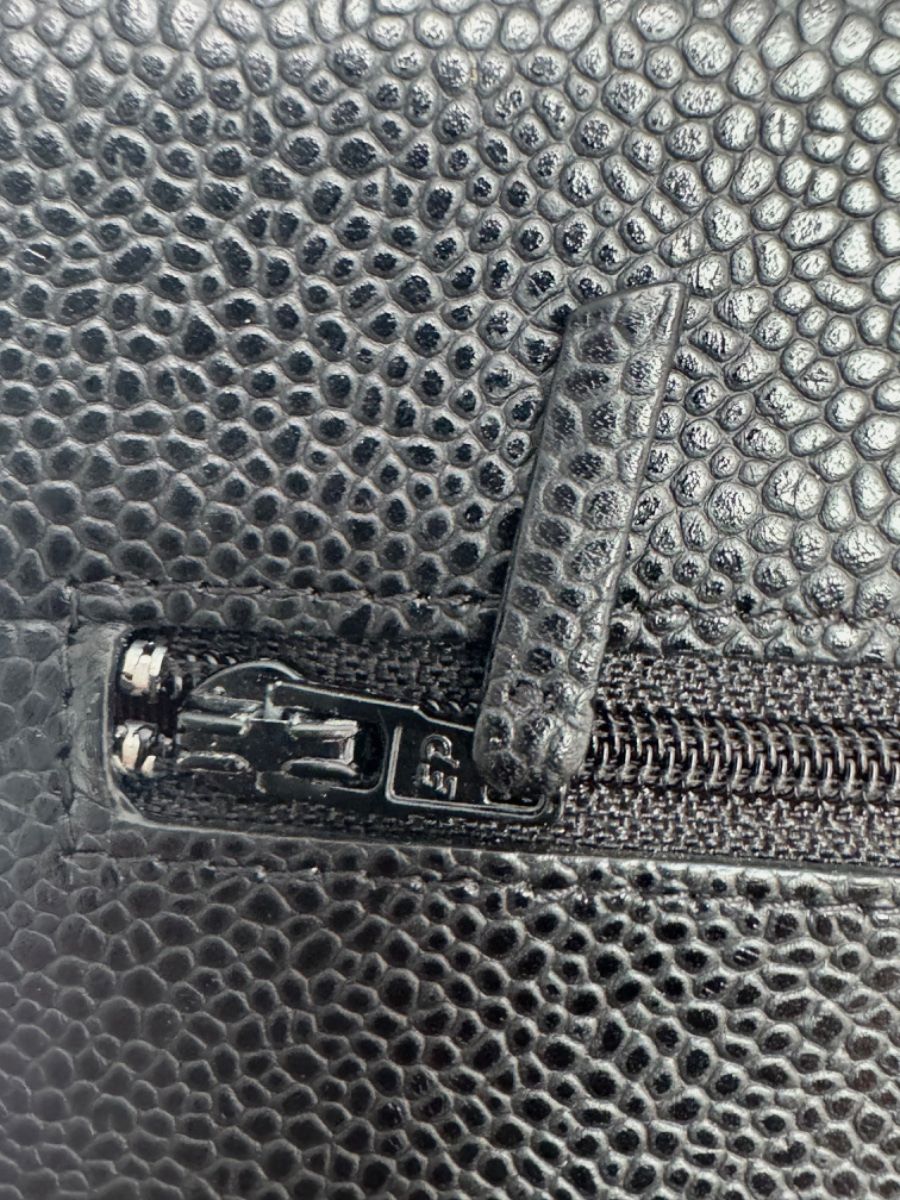 Chanel caviar WOC black