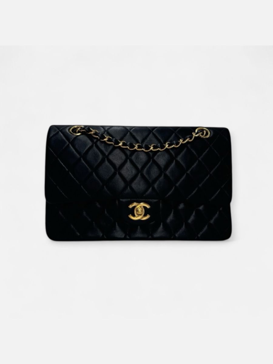 Chanel medium black ghw