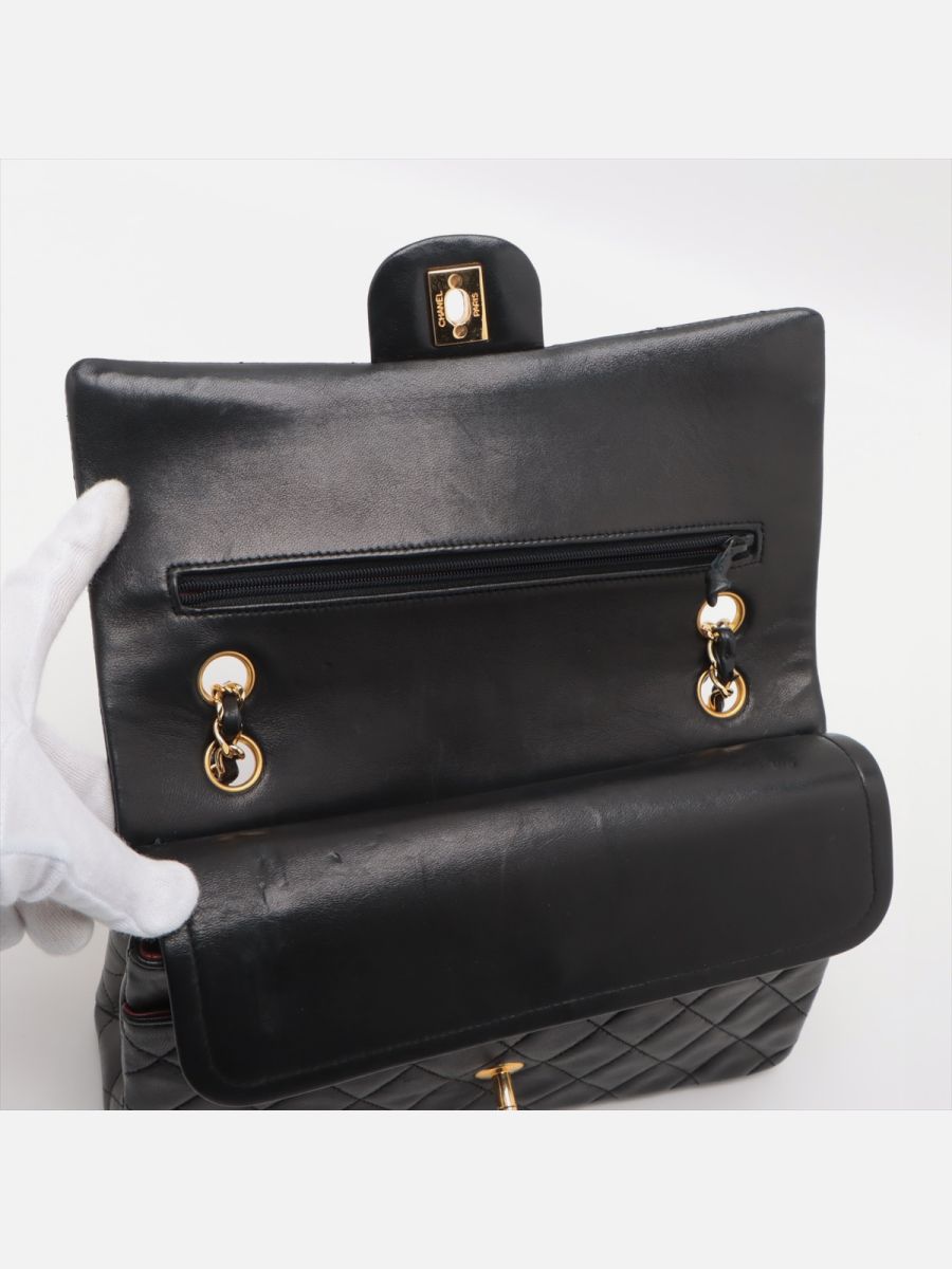 Chanel medium 25 black ghw