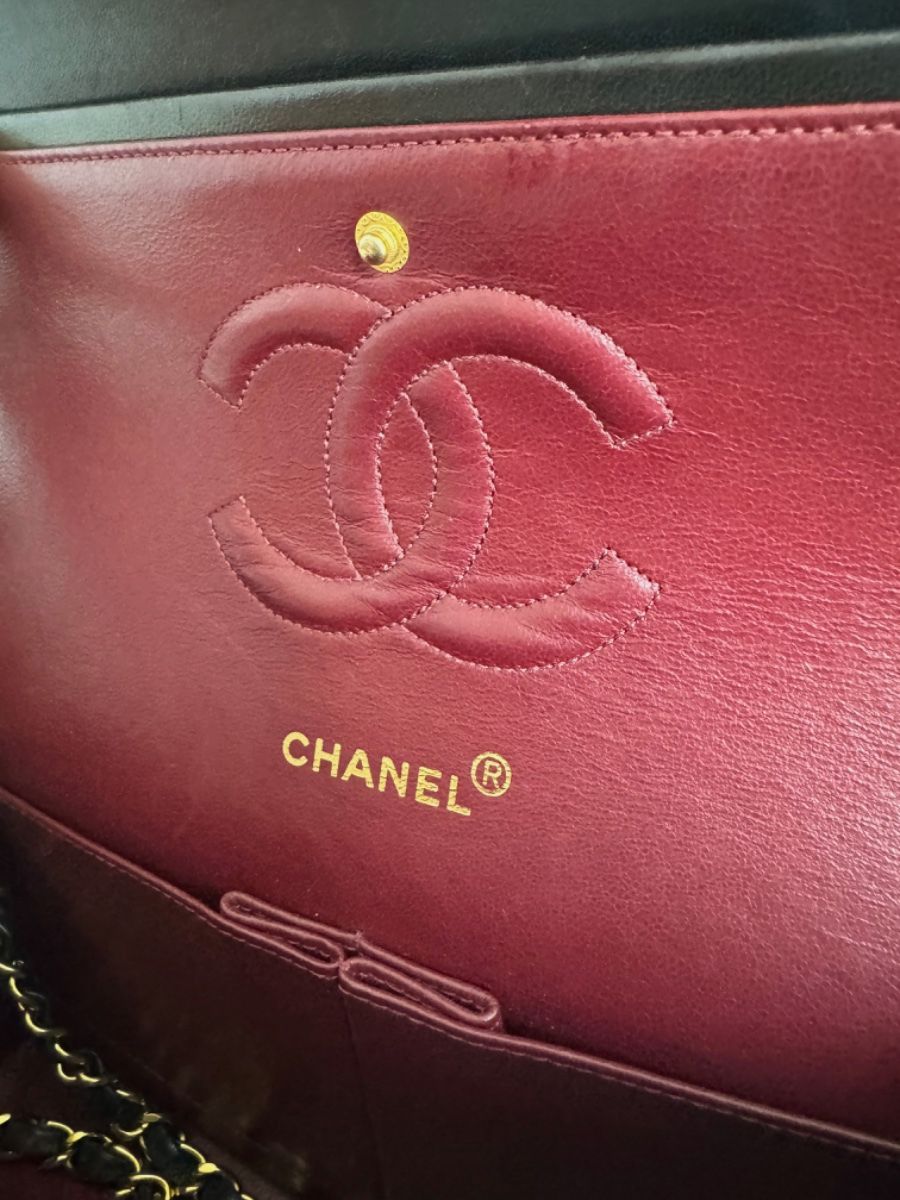 Chanel timeless medium 25 