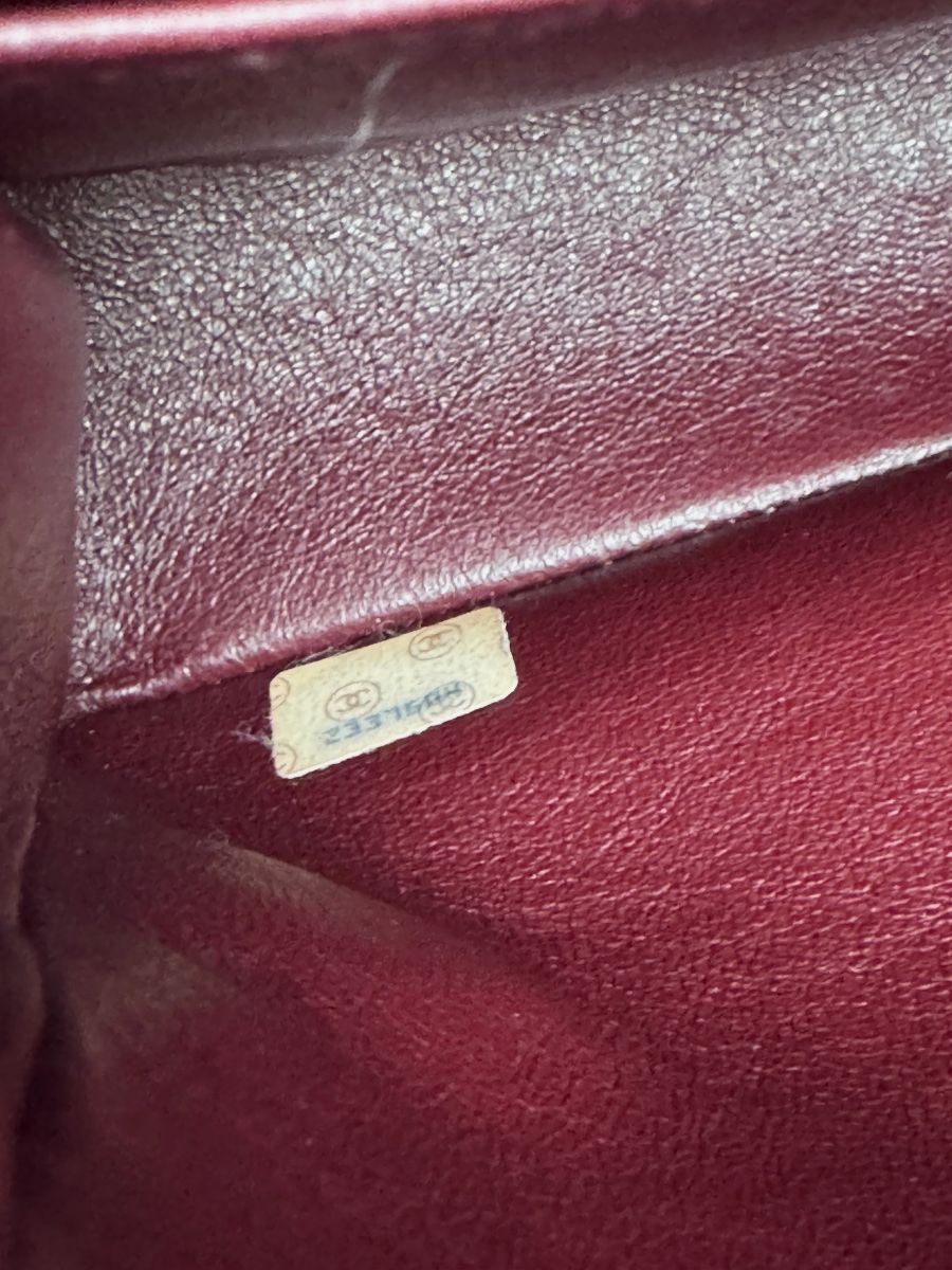 Chanel medium black ghw