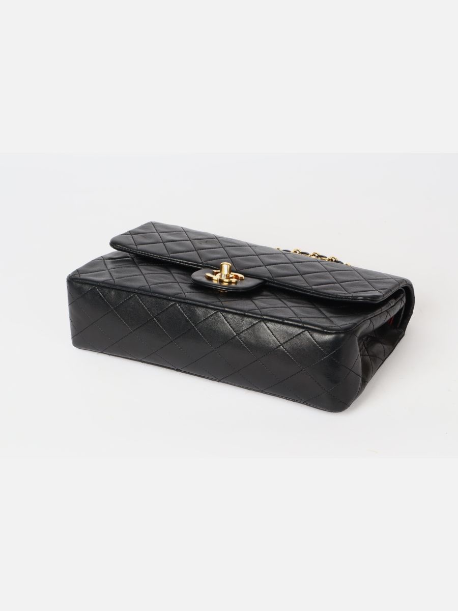 Chanel medium 25 timeless