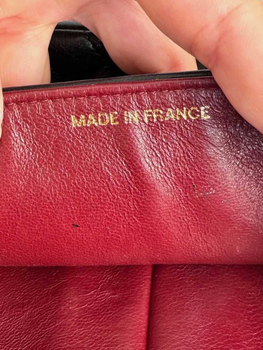 Chanel medium 25 timeless