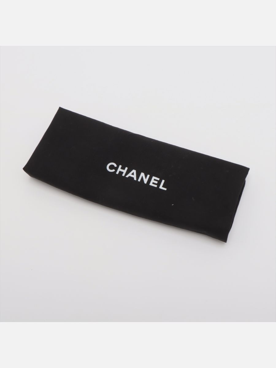 Chanel medium 25 silver hardware