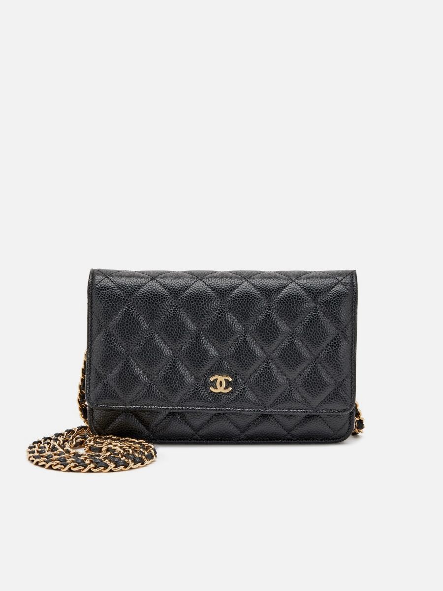 Chanel WOC caviar black ghw