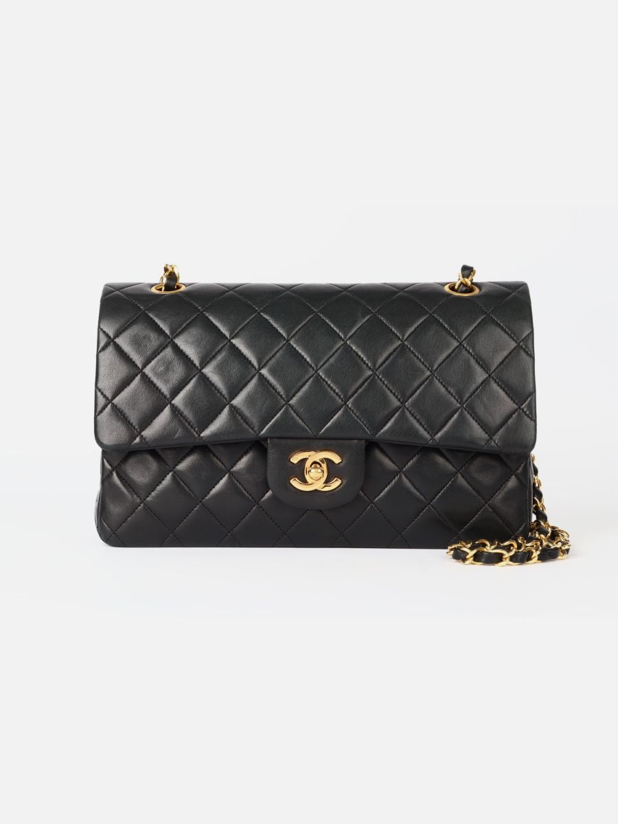 Chanel medium timeless black ghw