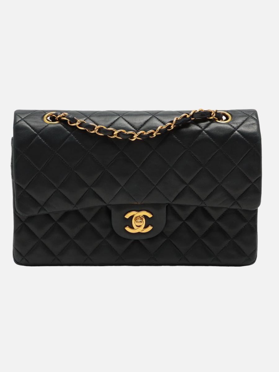 Chanel Medium 25