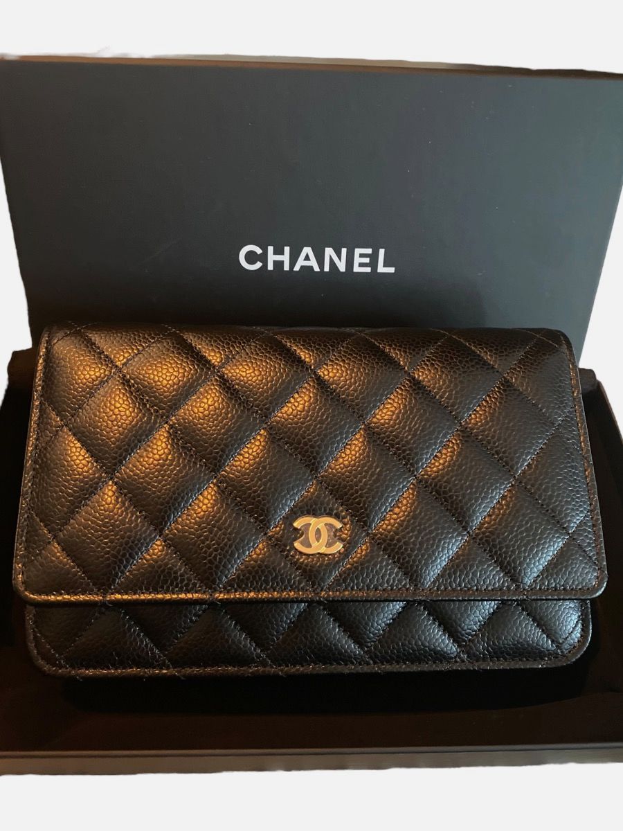 Chanel WOC black
