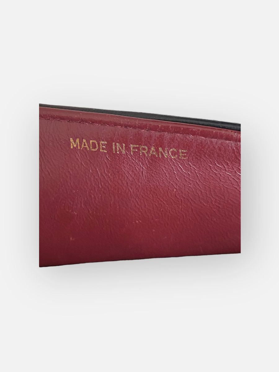 Chanel Medium 25