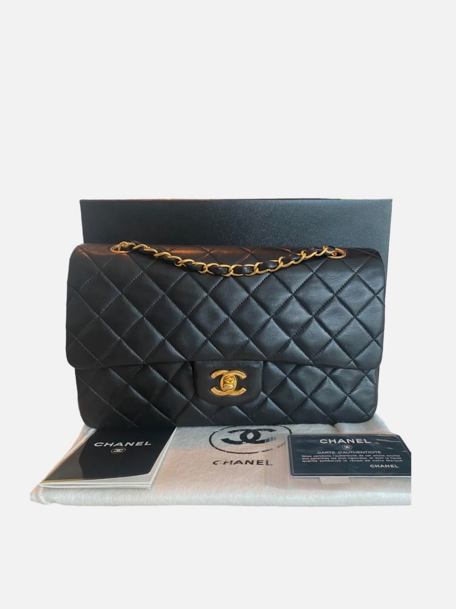 Chanel Medium 25
