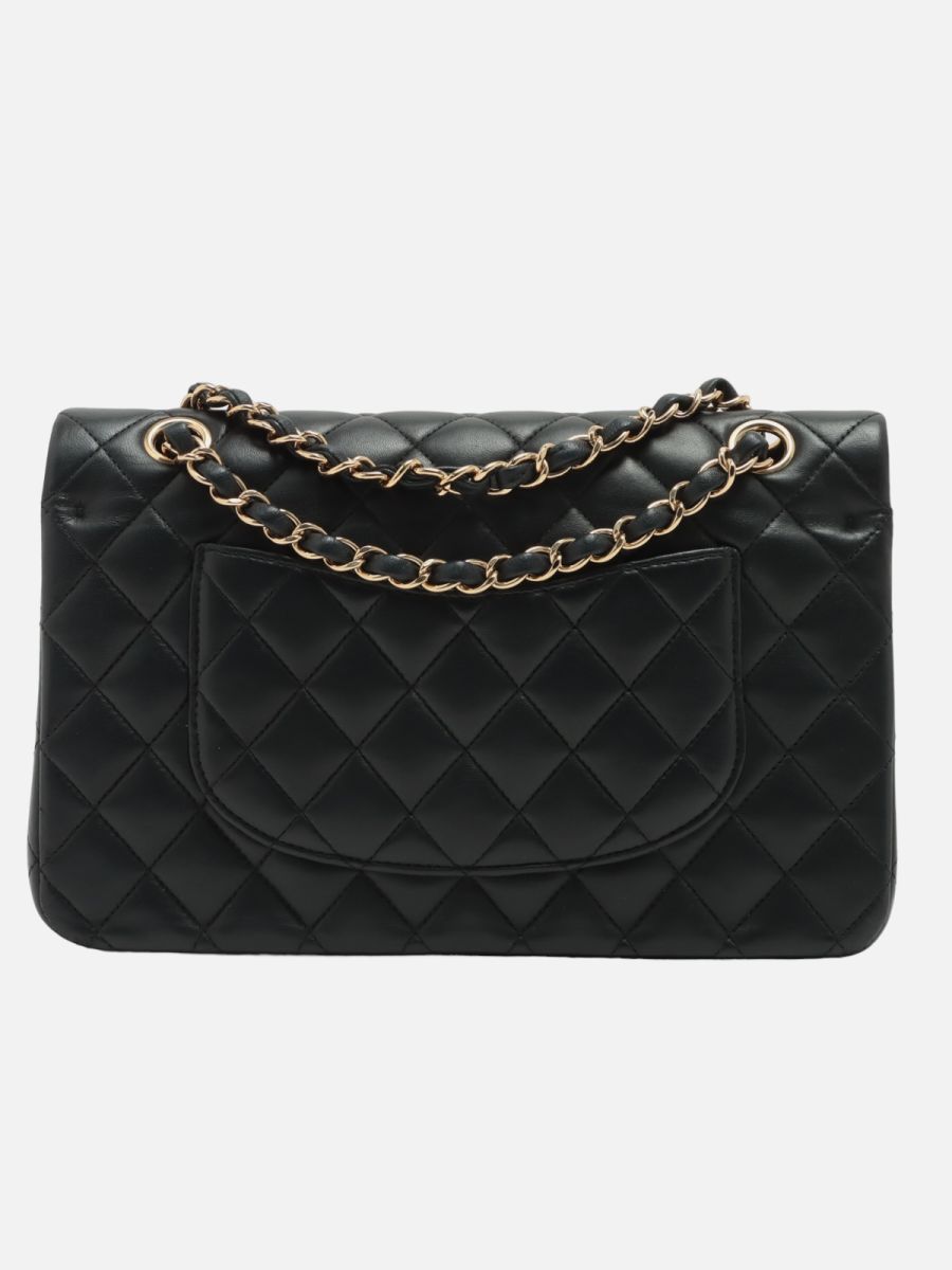 Chanel medium 25 black