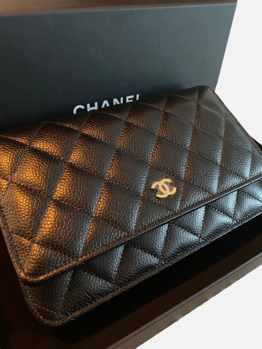 Chanel WOC black