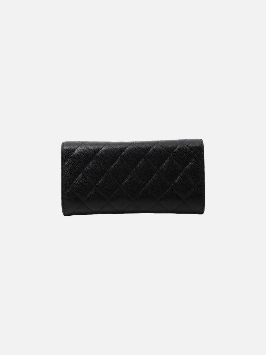 Chanel caviar wallet