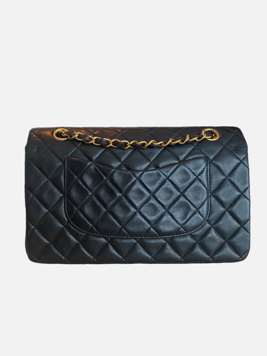 Chanel Medium 25