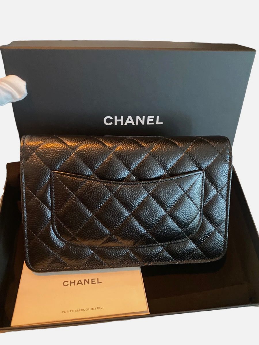Chanel WOC black
