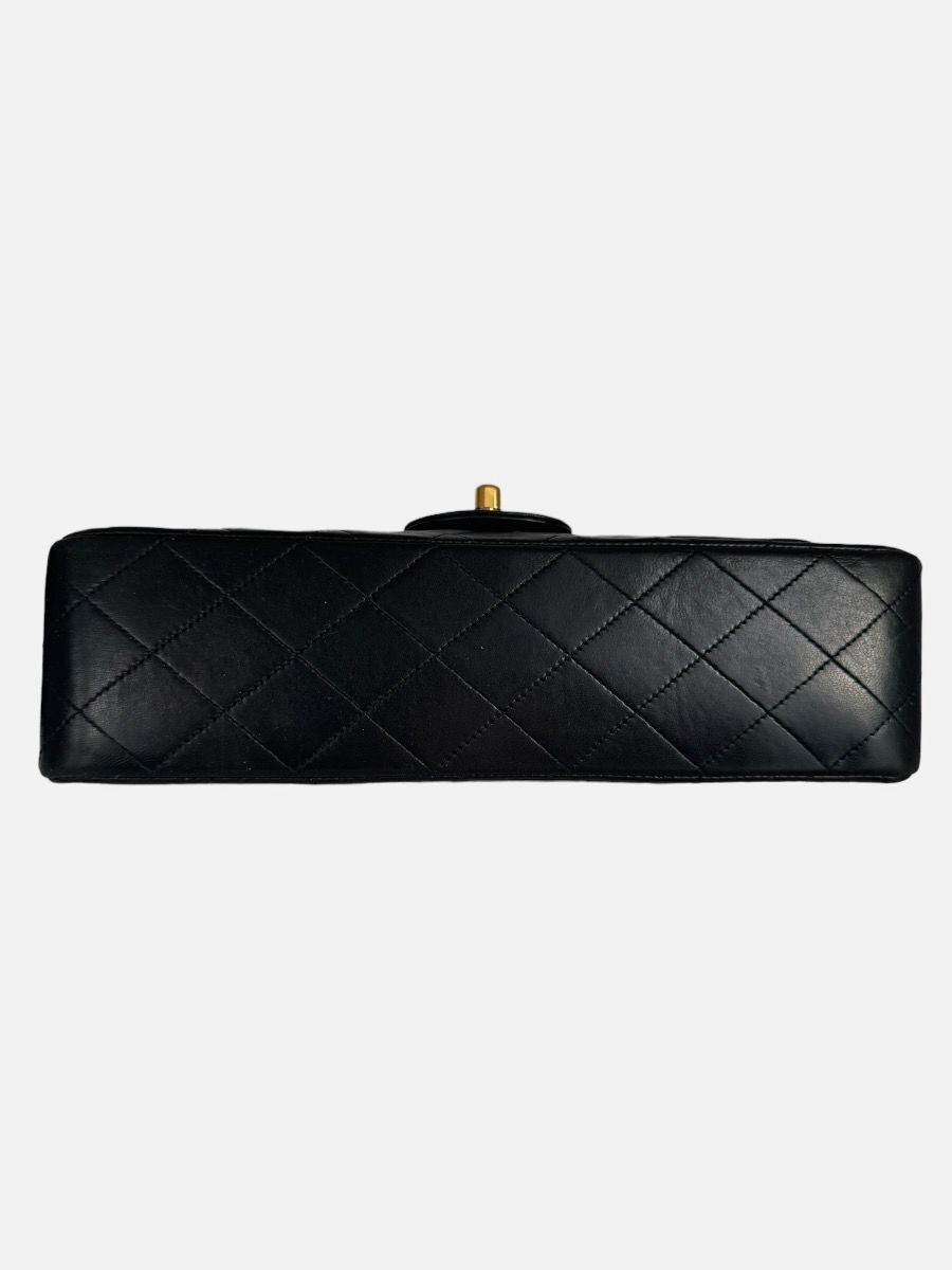 Chanel Medium 25 