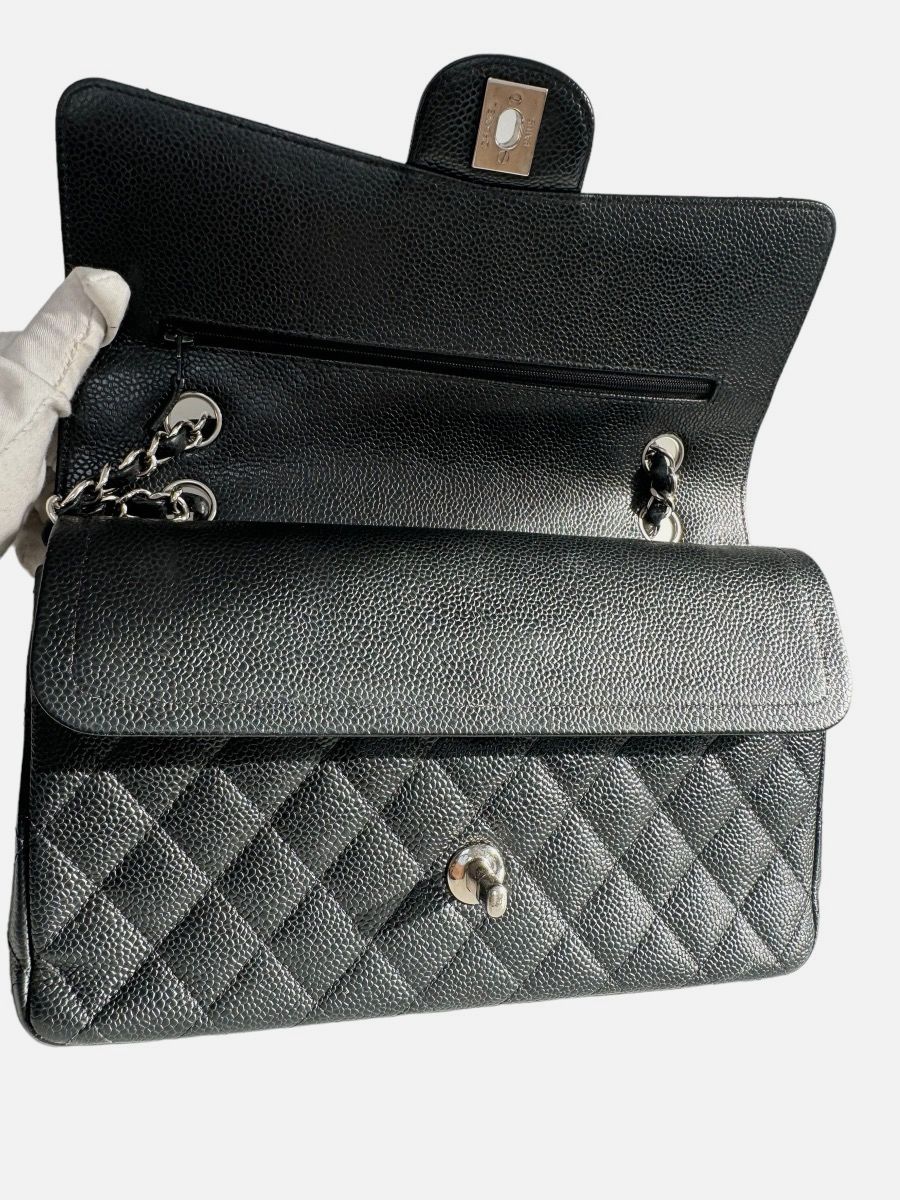 Chanel Medium 25 caviar