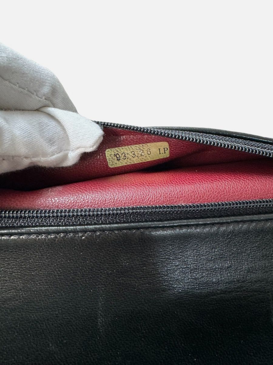 Chanel Medium 25 