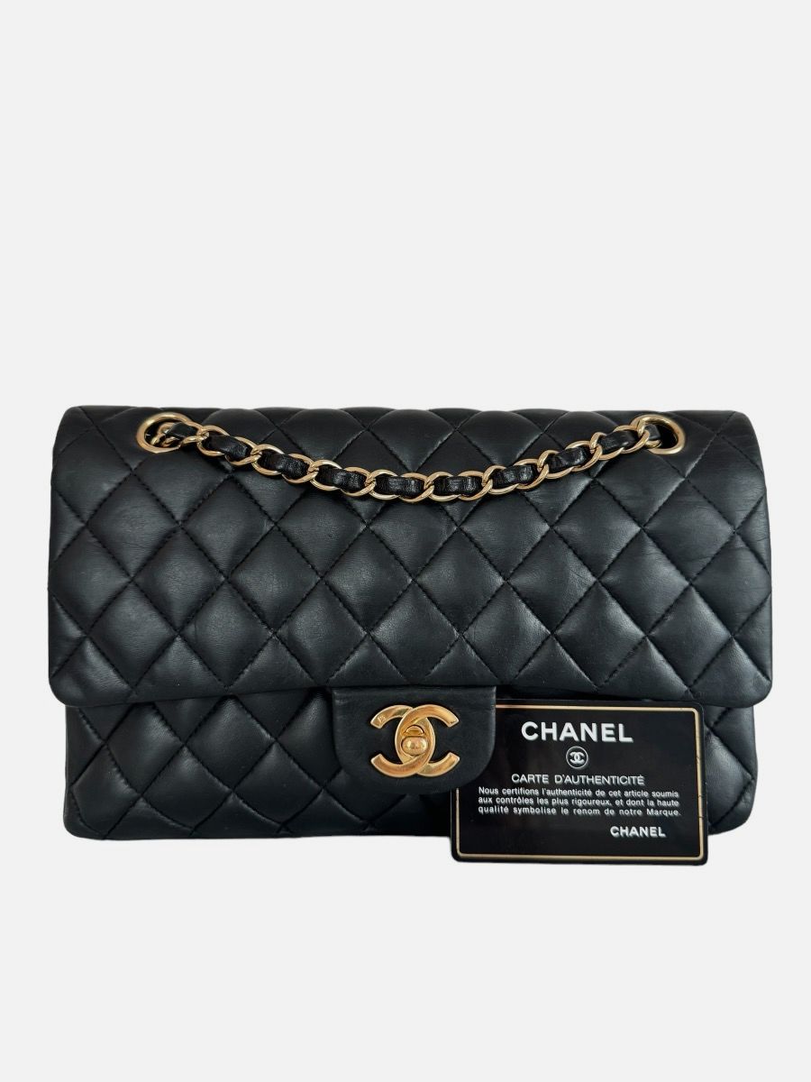 Chanel medium 25 black ghw