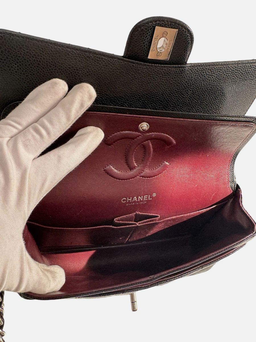 Chanel Medium 25 caviar
