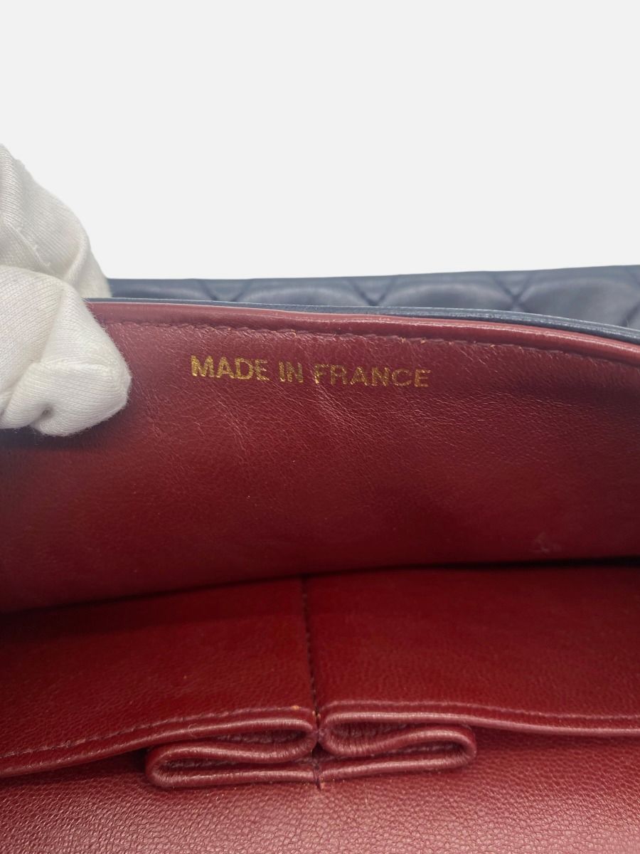 Chanel Medium 25