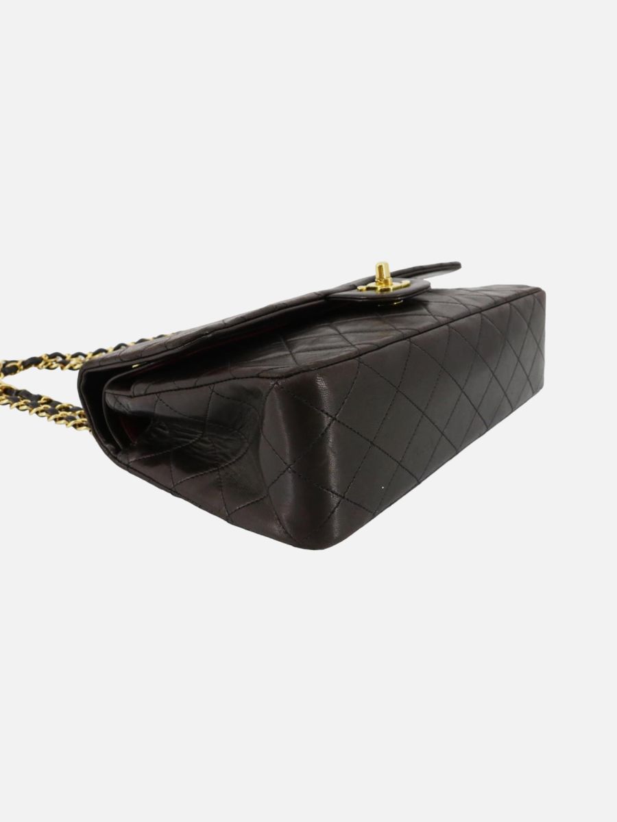 Chanel Medium 25