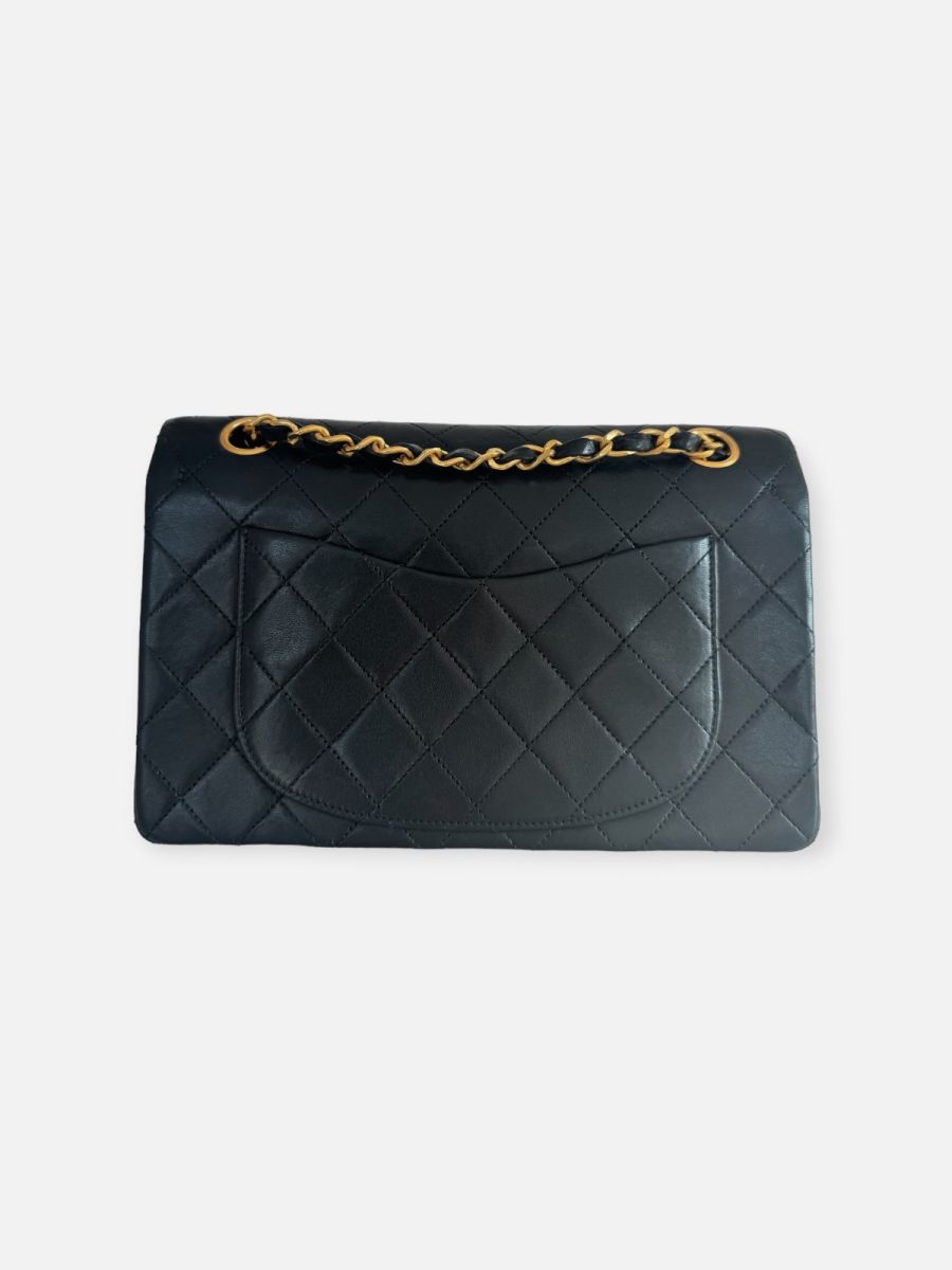 Chanel small 23