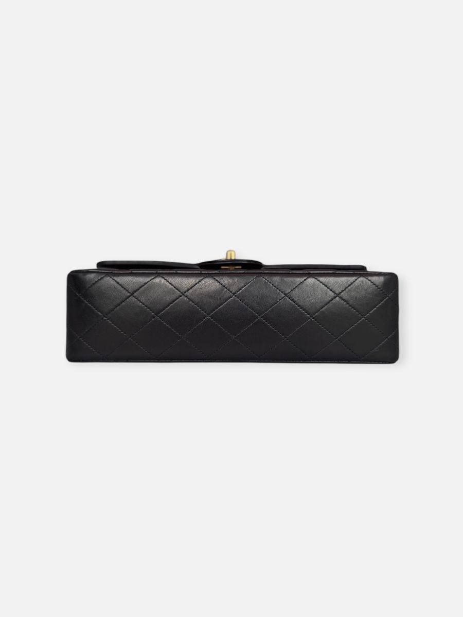 Chanel medium black ghw