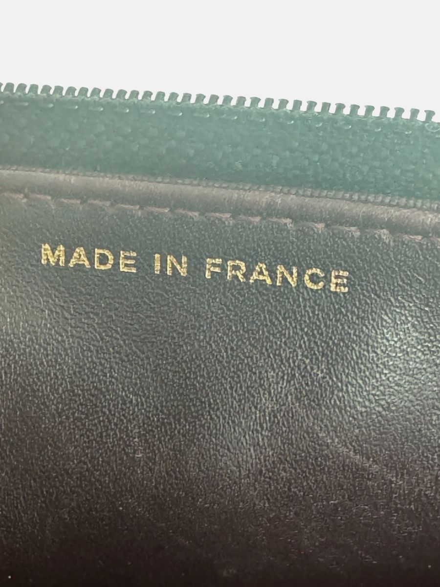 Chanel WOC caviar black ghw